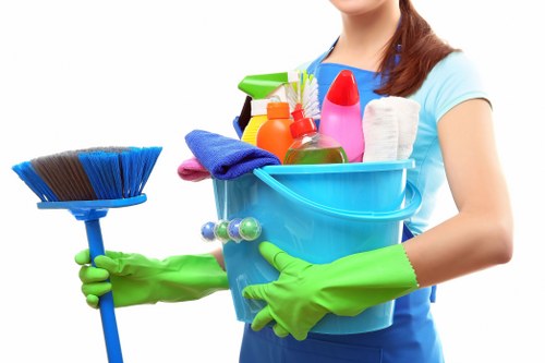 End of tenancy cleaning for flats and homes across E15