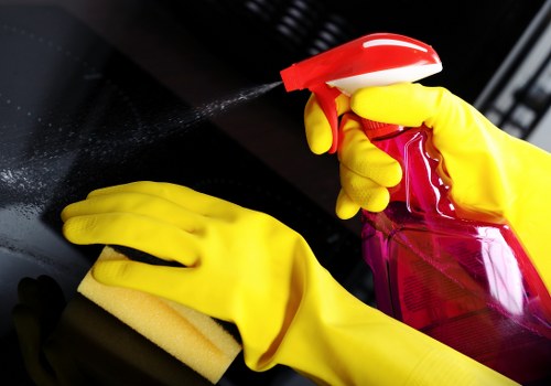 Exterior glass cleaning for offices and commercial premises in E15